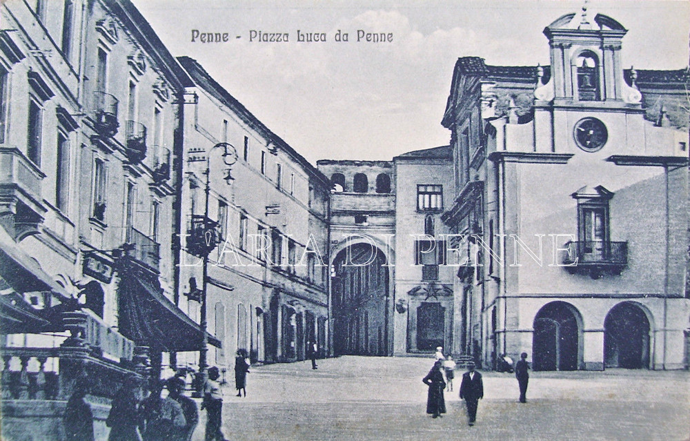 Piazza Luca da Penne fine anni 1930